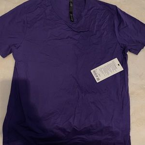 Lululemon Fundamental T— brand new with tags